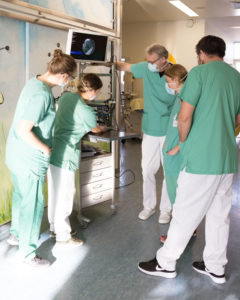 Ärzte am Bronchoskop München